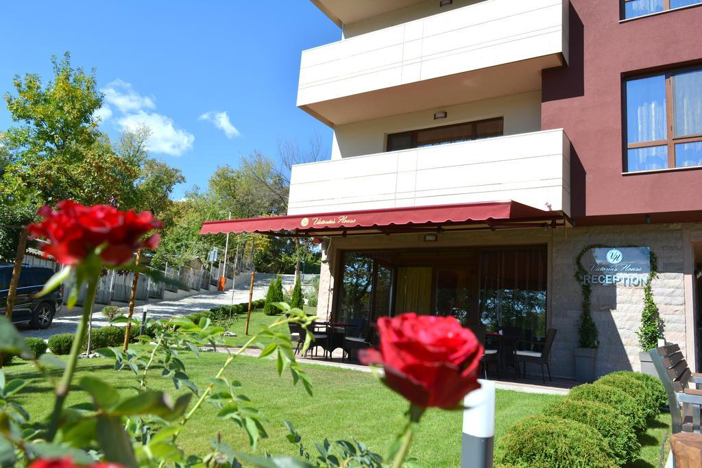Hotel Victoriya'S House Chisarja Exteriér fotografie