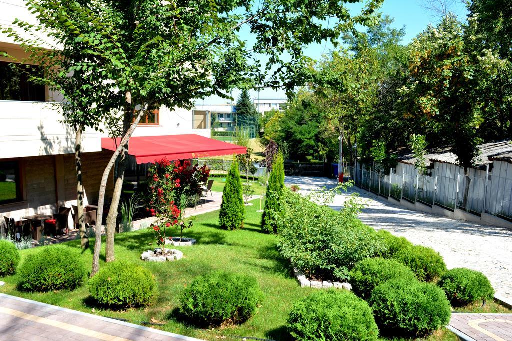 Hotel Victoriya'S House Chisarja Exteriér fotografie